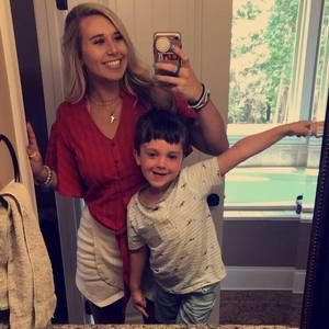 Meet your Posher, Kaytlin